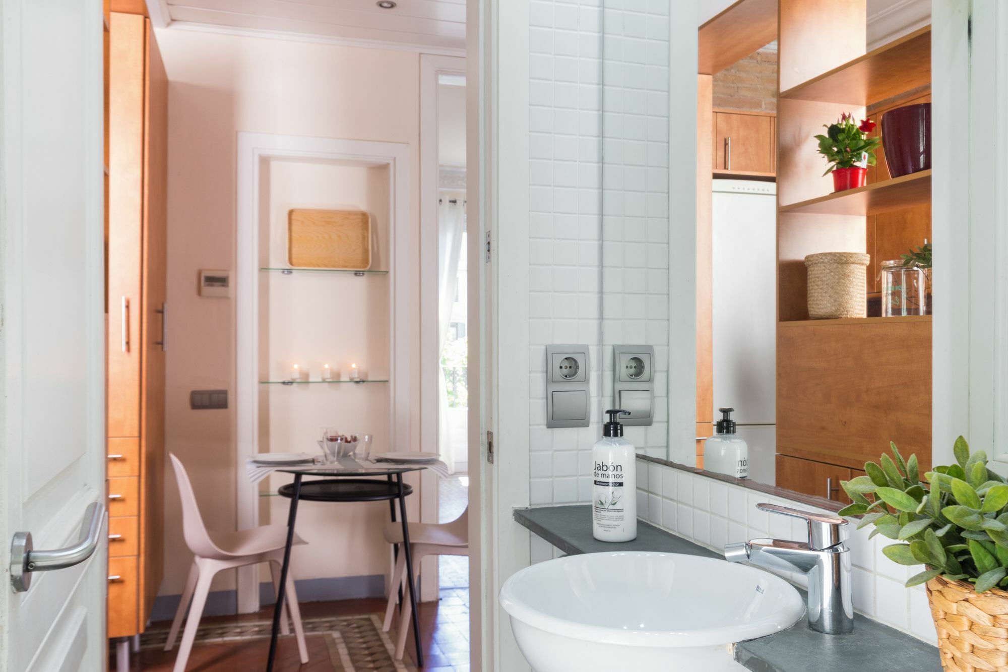 Montaber Apartment - Gran Via - Rocafort บาร์เซโลนา ภายนอก รูปภาพ